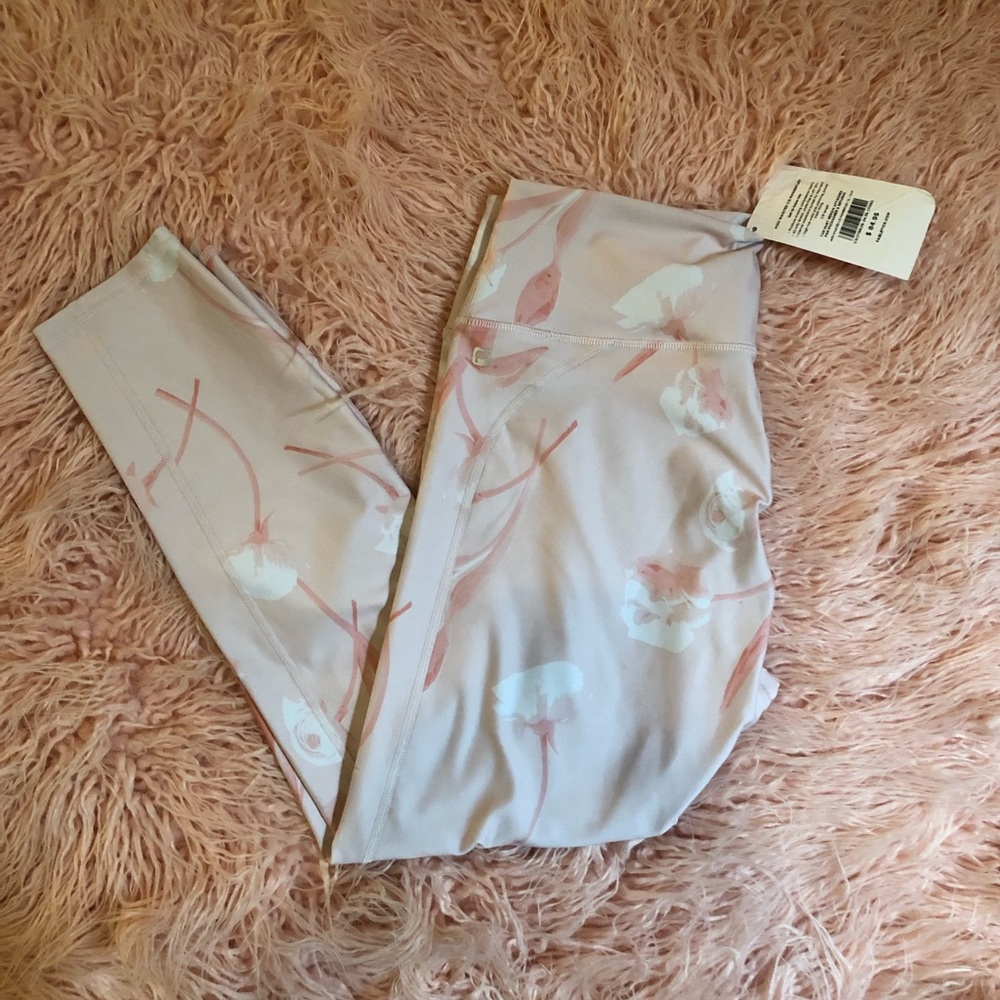 NWT never worn, bought wrong size - Picture 3 of 3